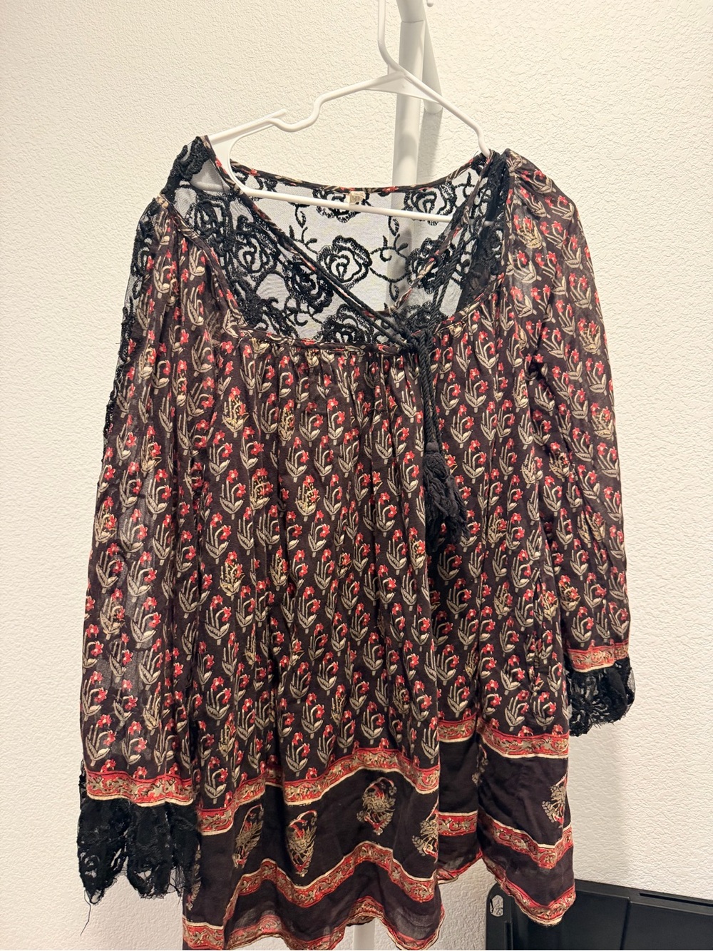 Free People Black and Red Floral Lace-Trim Peasant Tunic